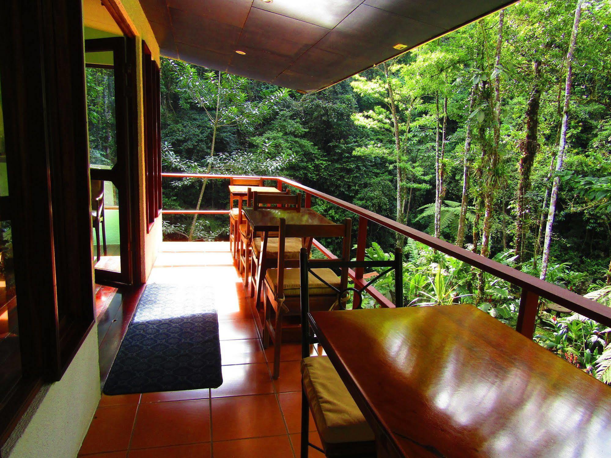 Agua Inn Nuevo Arenal Exterior photo